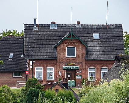 Stubbes Gasthof Vom Elbe-Deich aus am 30.08.2013