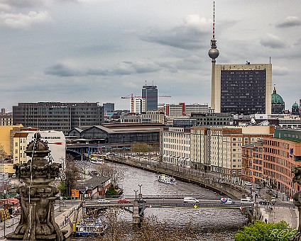 Blick vom Reichstag Richtung BHf. Friedrichstraße / Alexanderplatz