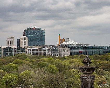 Potsdamer Platz, Bahntower, Sonycenter