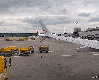 Stuttgarter Flughafen Gleich geht's los... Aufnahme: 17.05.2016