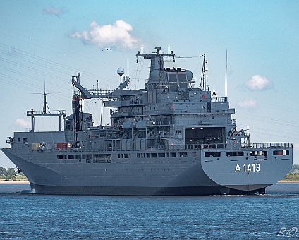 Bonn Einsatztruppenversorger; Schiffsdaten: Schiffstyp: Military Ops; Länge x Breite: 174 m X 24 m;